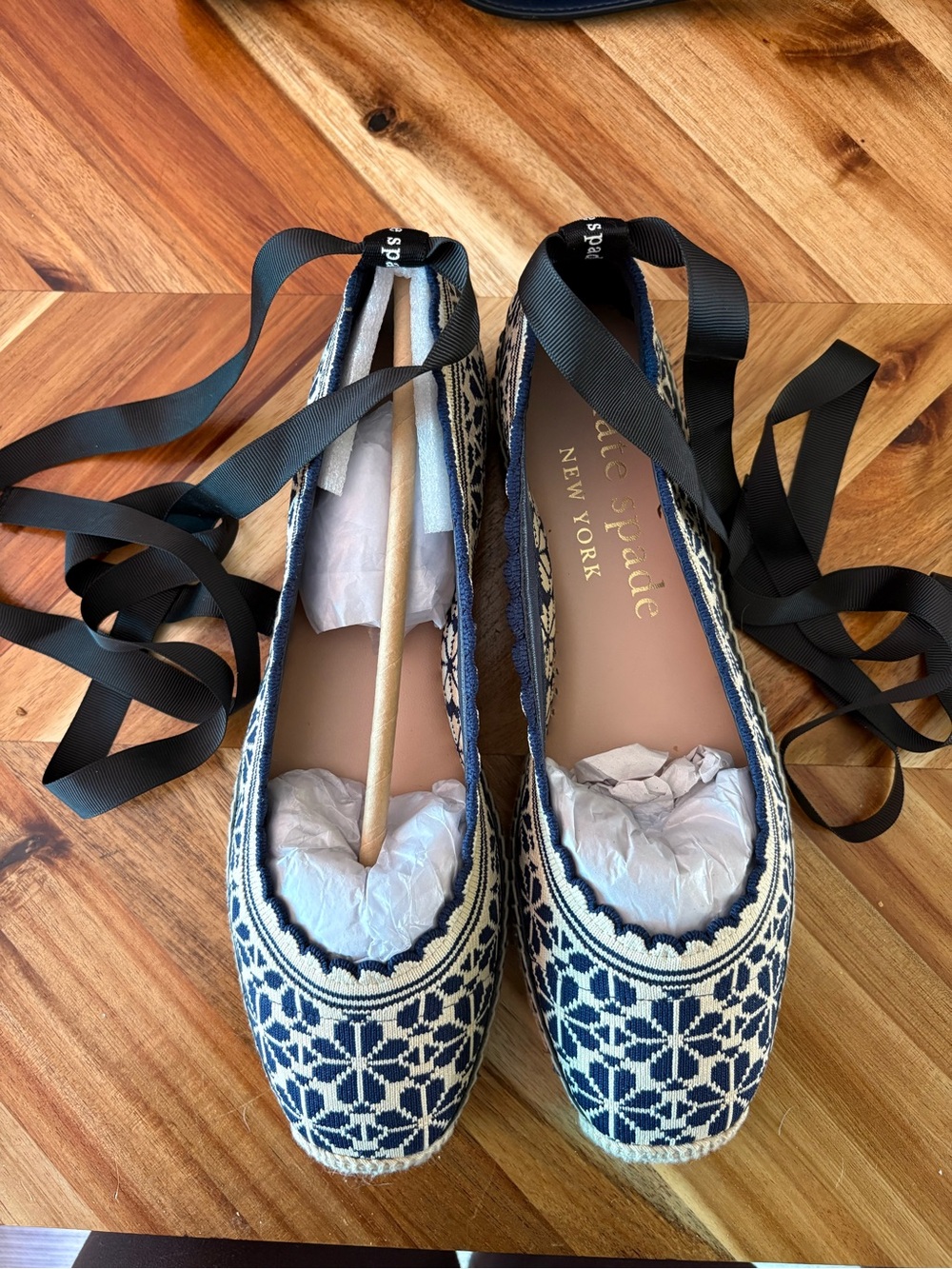 Kate Spade New York Knottingham Floral Knit Espadrilles size 10W